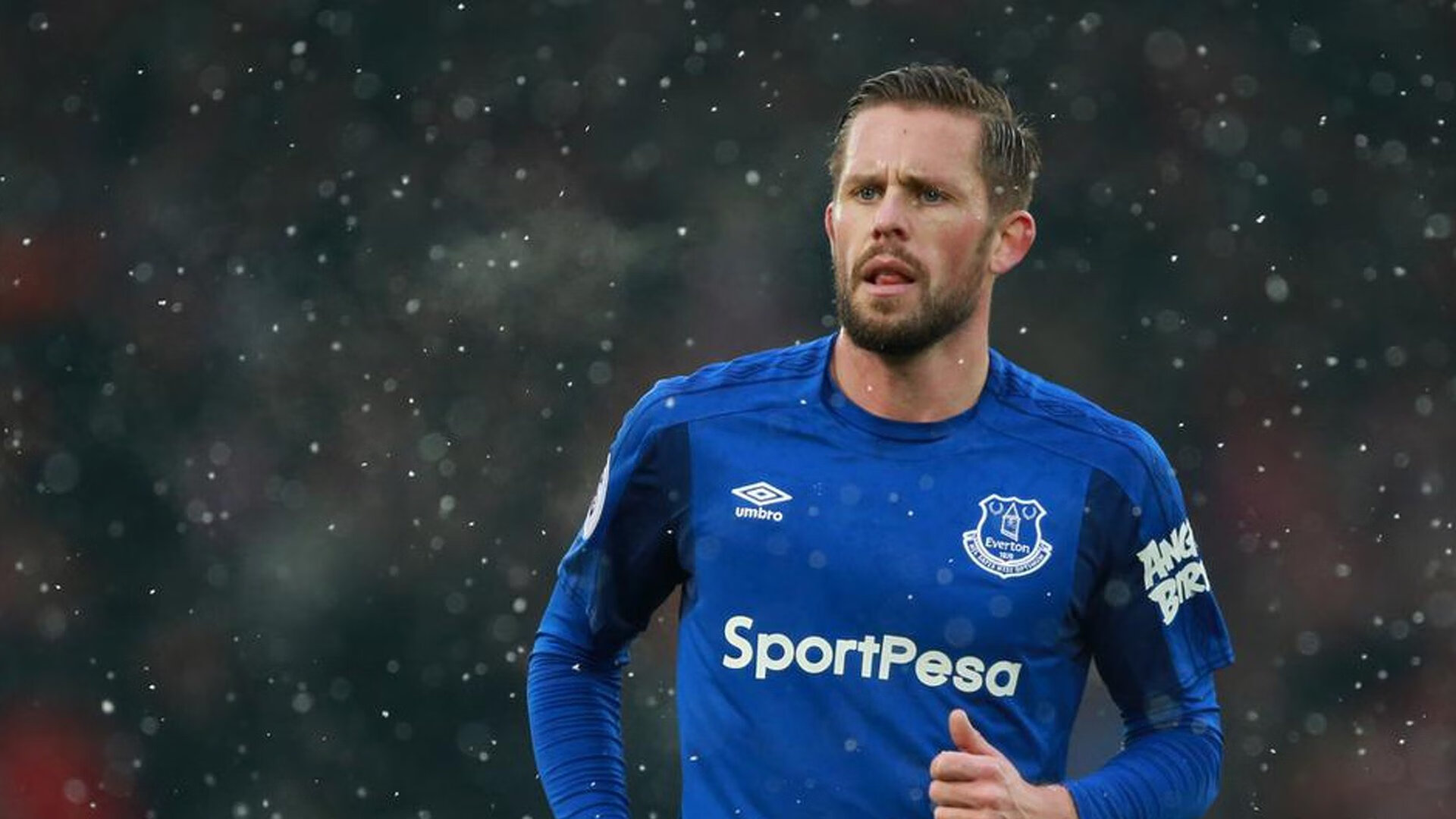 斯诺克赛程火热开启：19局10胜的激烈对决，吴宜泽迎战希金斯“巫师”